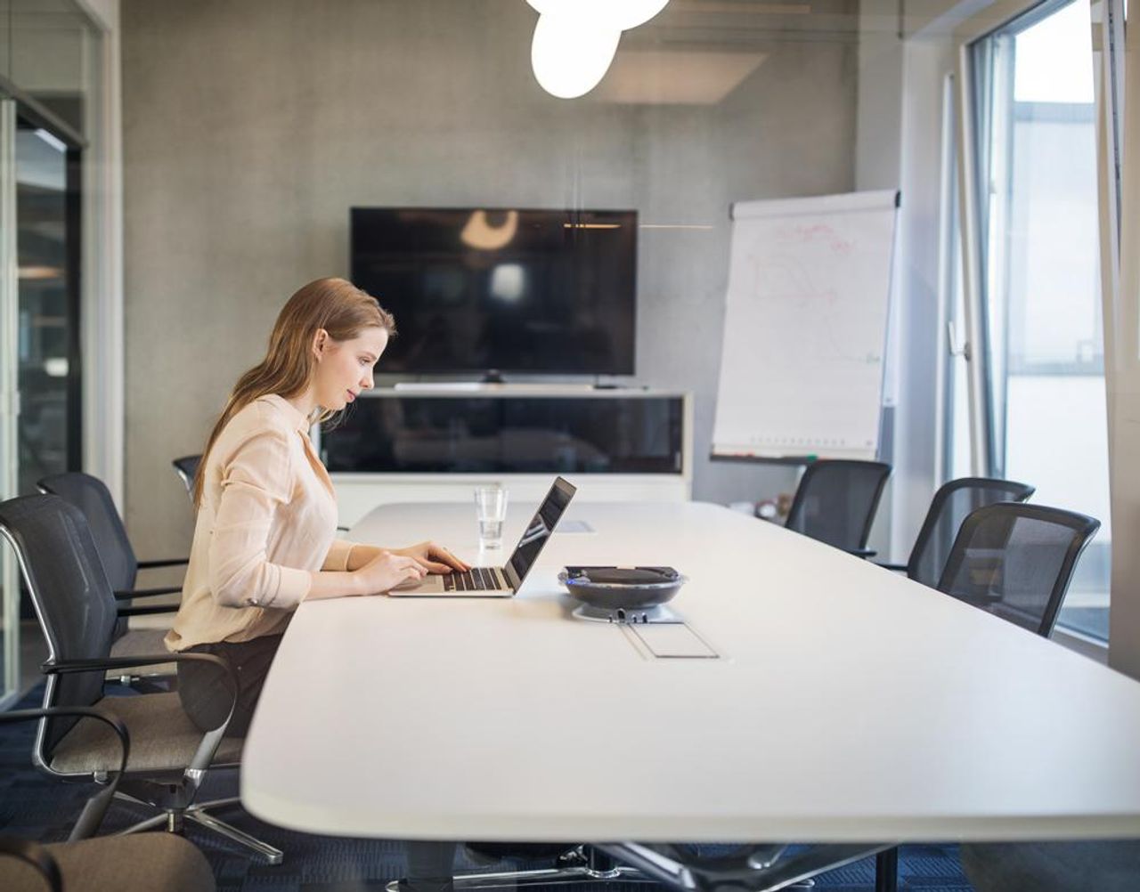 Berlin Schulungsräume Meetingraum CoworkingSpace Berlin - Meetings & workshops image 5