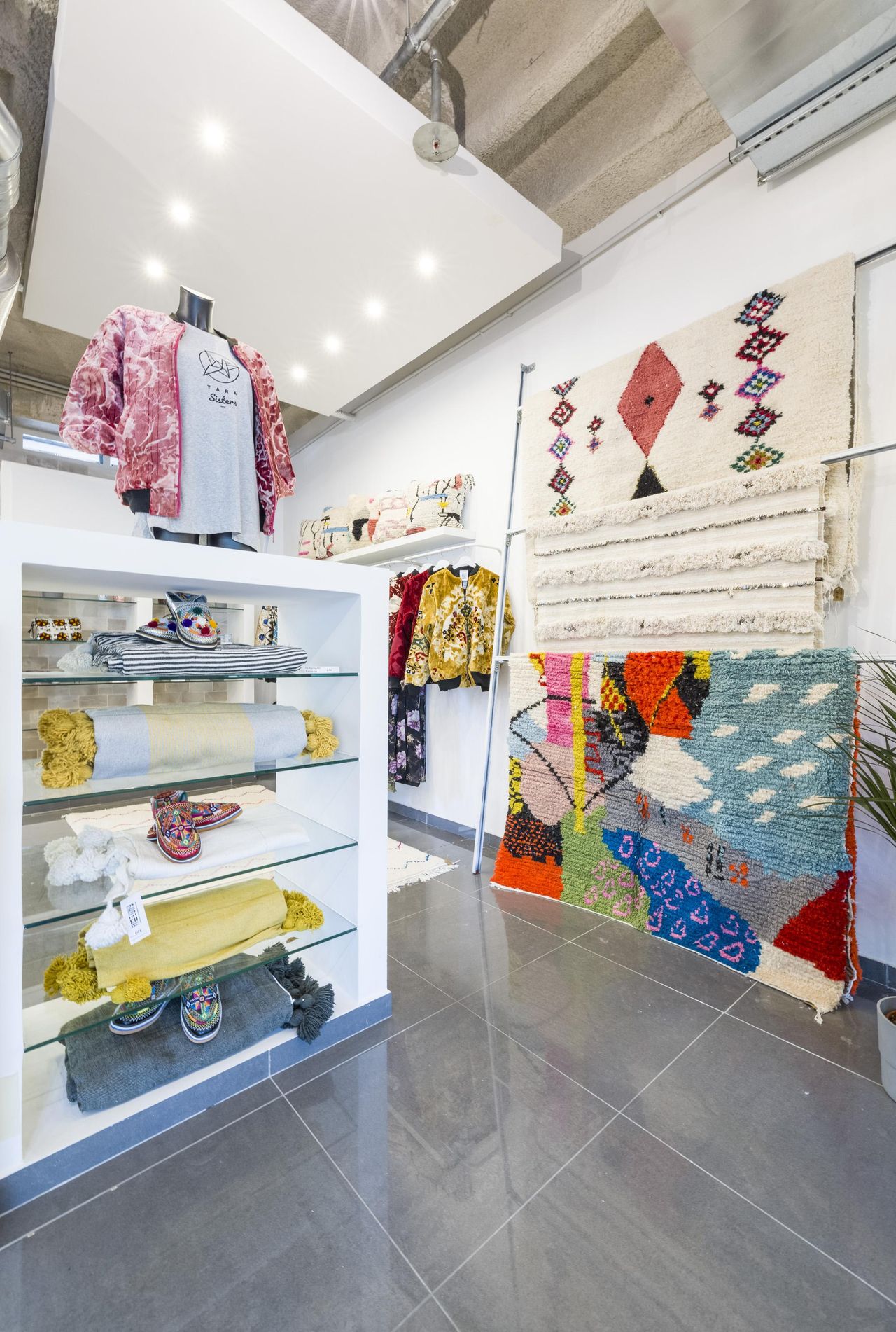 Berlin   @BIKINI Berlin Showroom image 4