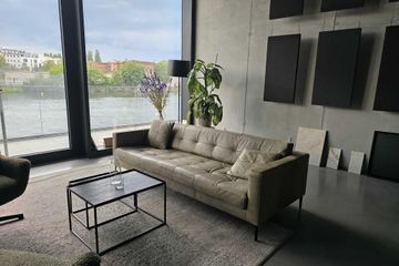 Berlin Meetingraum image 4