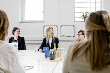 Würzburg Mobiles Arbeiten Coworking spaces Meetingraum L im nomad image 3