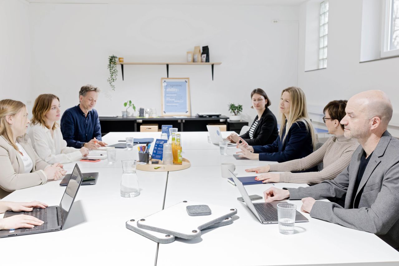 Würzburg Mobiles Arbeiten Coworking spaces Meetingraum L im nomad image 4