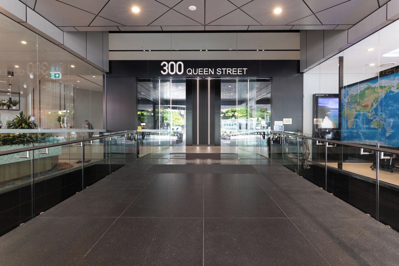 Brisbane training rooms Meeting room Glass Walled Conference Room image 4