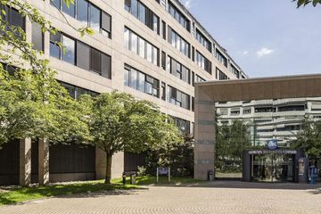 Rest der Welt Networking-Event  Geneva Space image 4