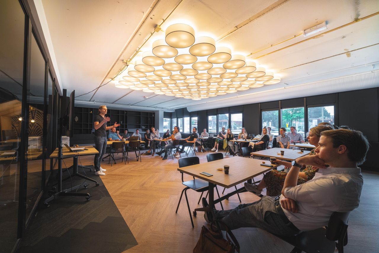 Capelle aan den IJssel  Office spaces Event Space Jordaan - gratis koffie en thee image 3
