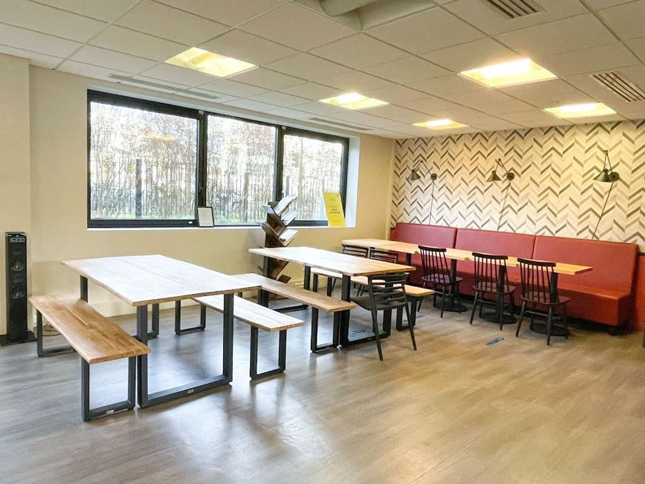 Rueil-Malmaison  Coworking spaces Rueil - Espace Bistrot image 1