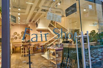 Londen  Café Cafe Hire image 0