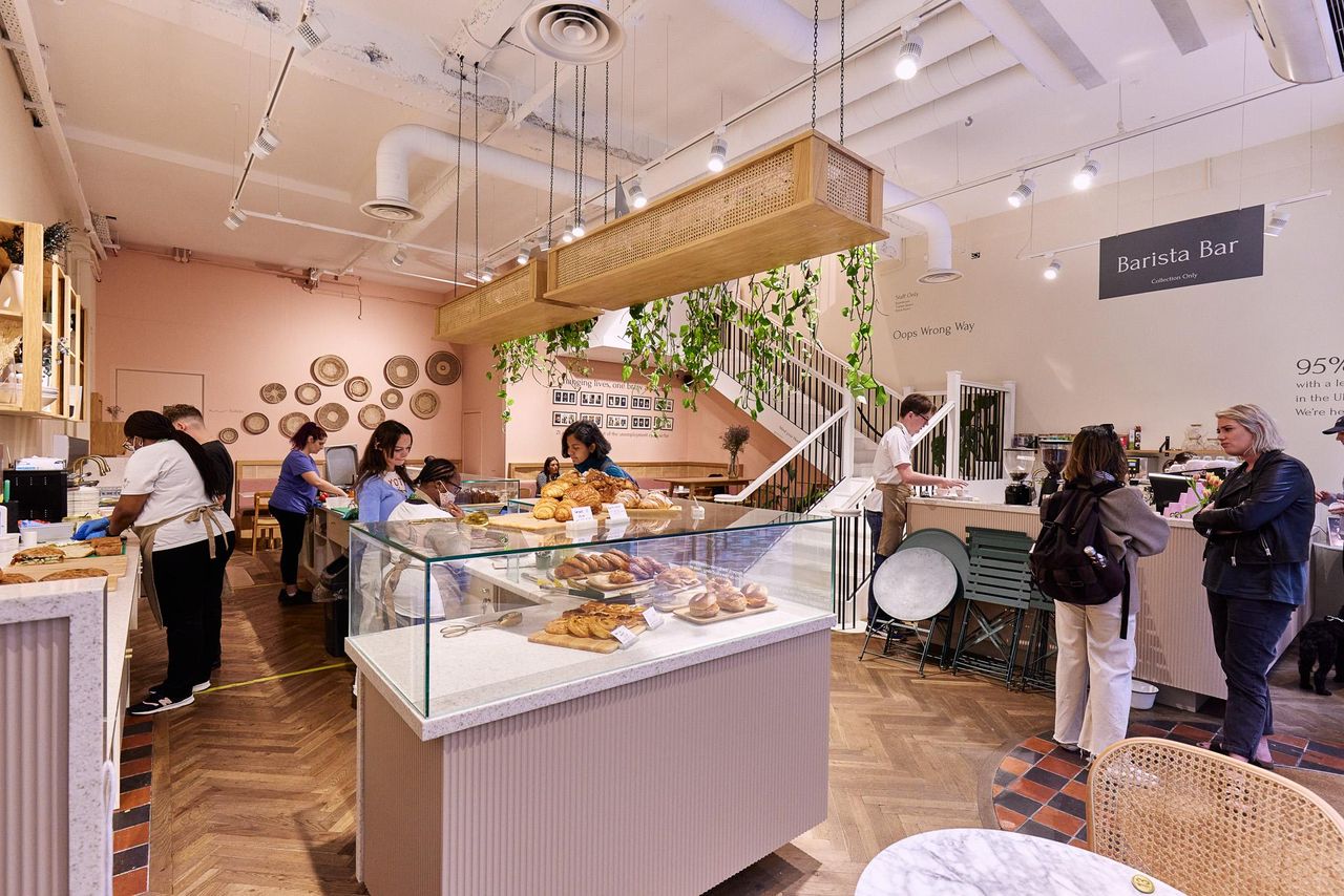 Londen  Café Cafe Venue Hire image 5