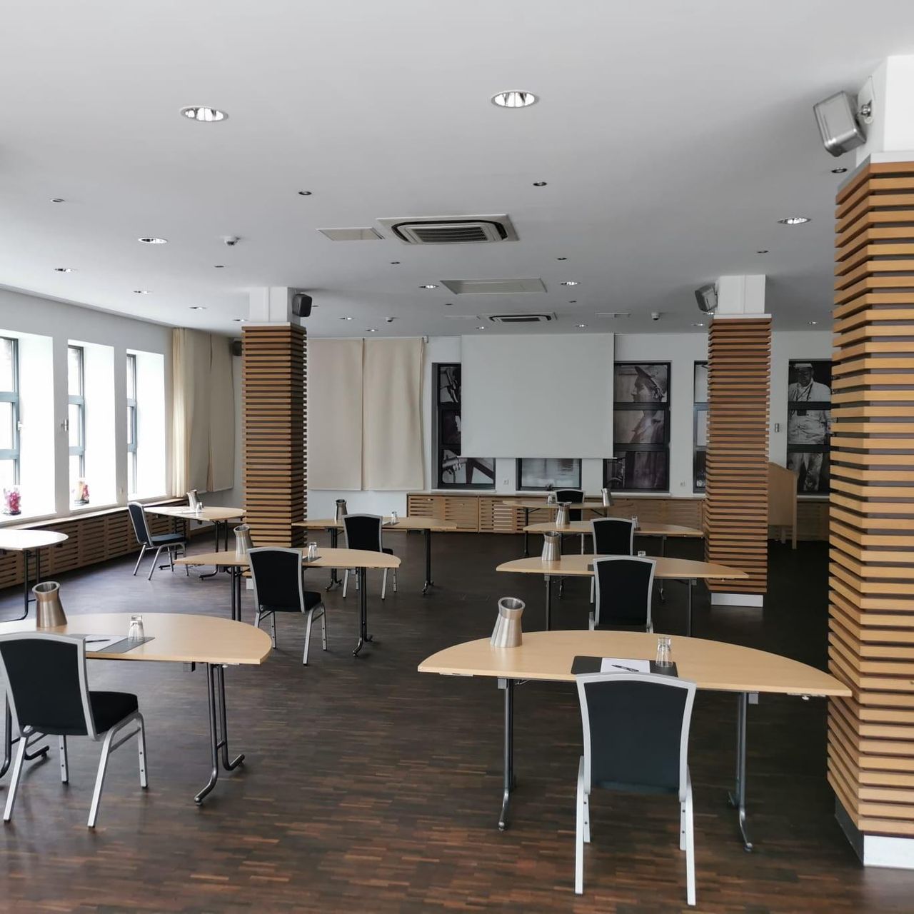 Gelsenkirchen  Tagungshotels Heiner's Saal image 0