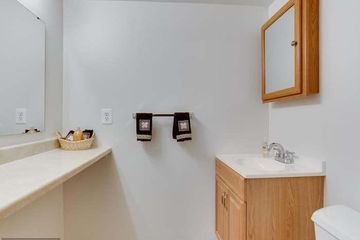 Rest of the World workshop spaces Private residence Cozy house image 2