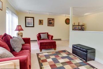 Rest of the World workshop spaces Private residence Cozy house image 1