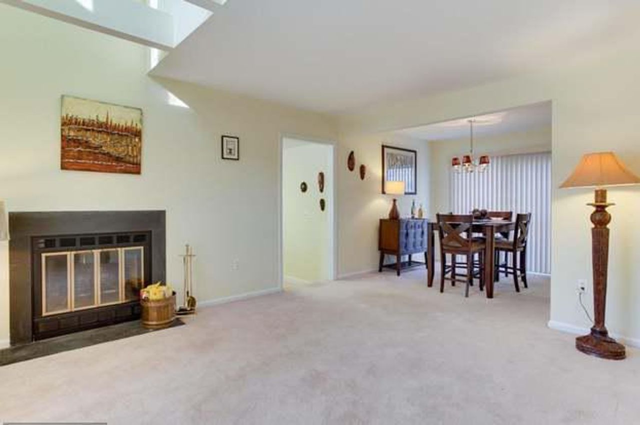 Rest of the World workshop spaces Private residence Cozy house image 2