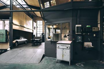 Stuttgart corporate event spaces Industrial space photo studio image 2