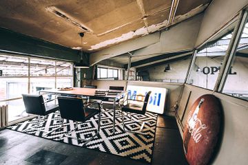 Stuttgart corporate event spaces Industriegebäude Foto Studio image 3