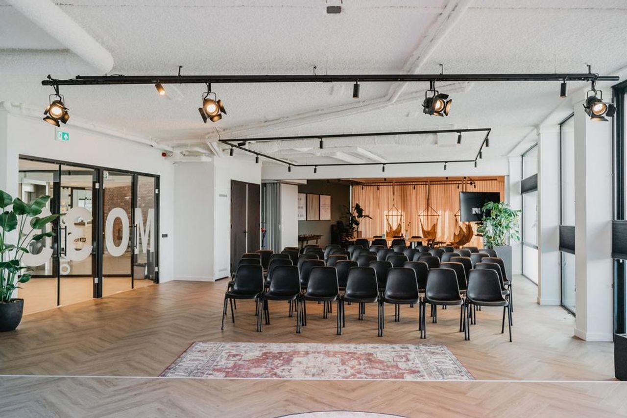 Nijkerk  Business center Congreszaal Veenendaal 0318 image 1