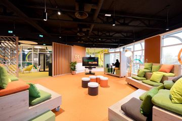 Paris Kitchen studio Privatisation image 8