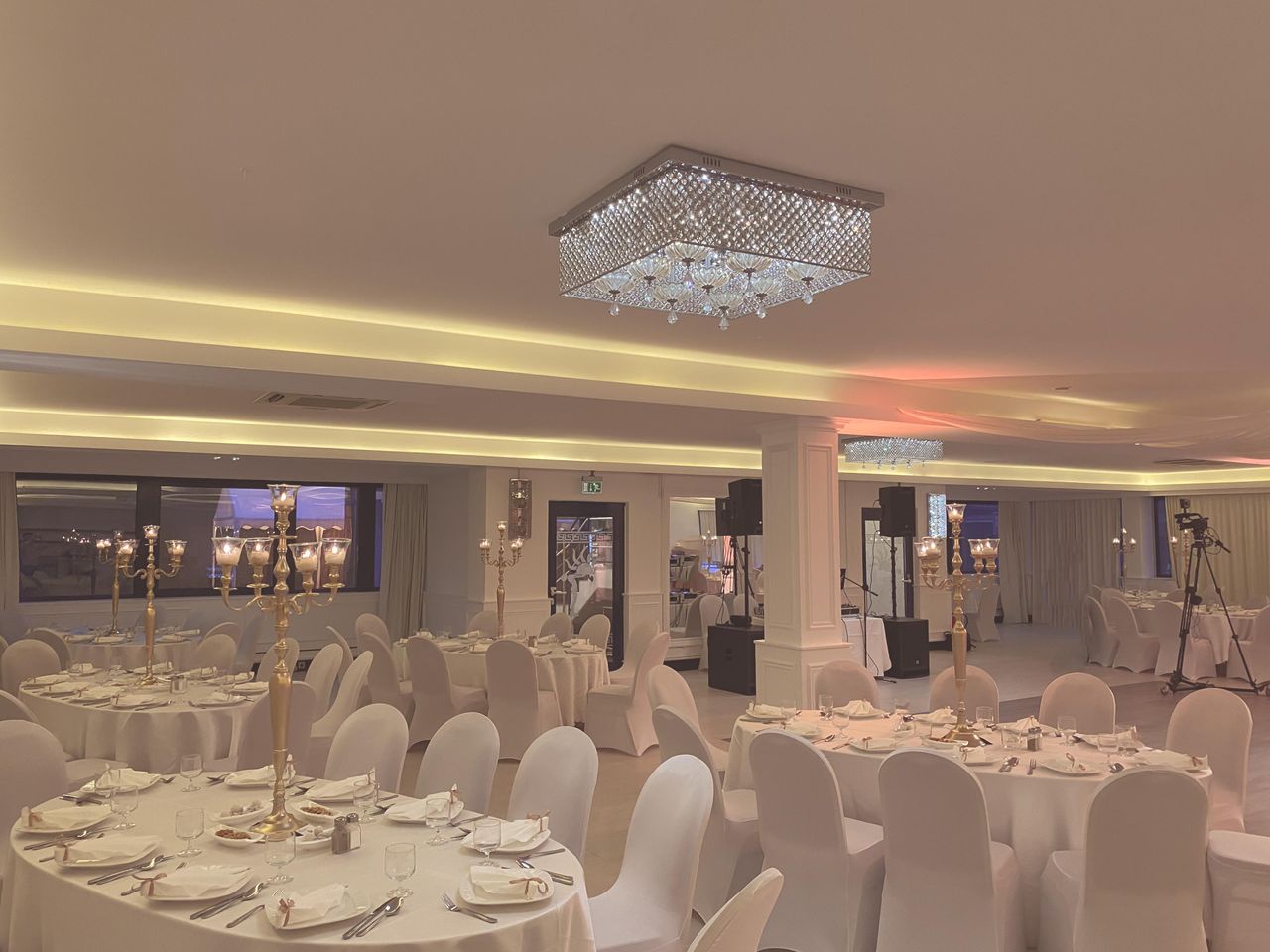 Hamburg Offsite-Meeting Eventlocation Silver Hall image 4