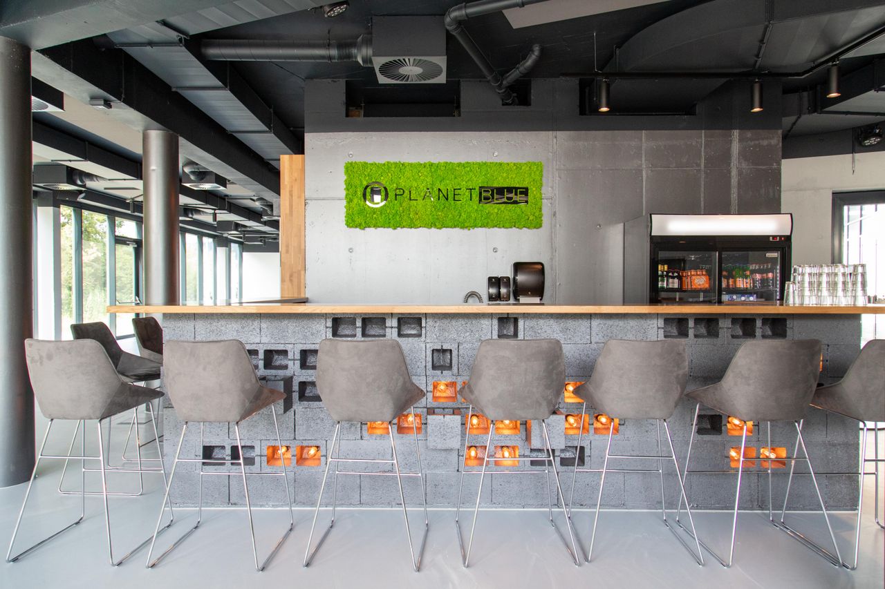 Rest of the World  Corporate event space Bistro des PLANET BLUE image 4