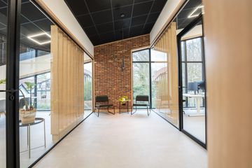 Amersfoort Mobiel Werken Werkruimte Werkplek + kleine spreekkamer boven image 2