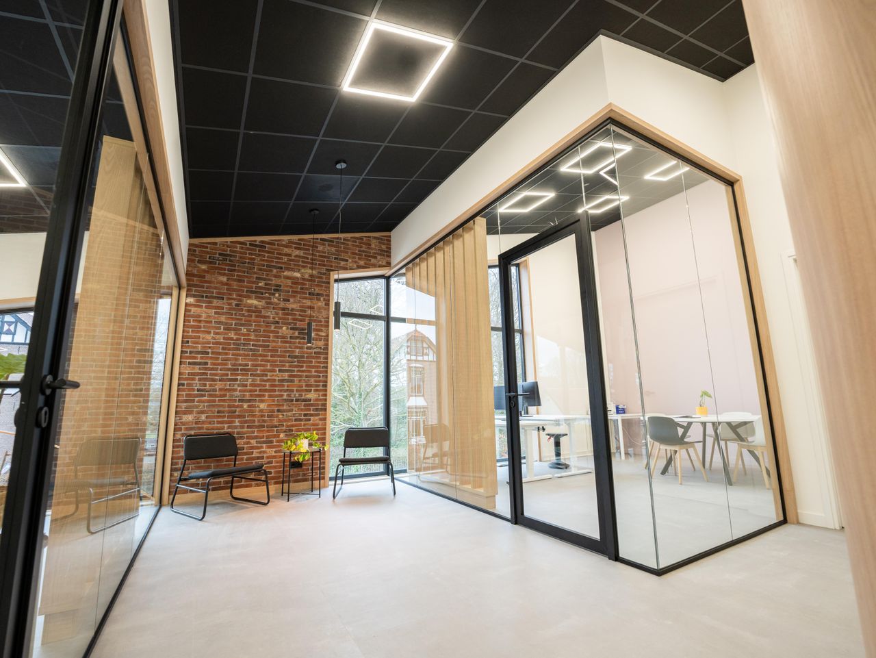 Amersfoort Mobiel Werken Workspace Werkplek + kleine spreekkamer boven image 1