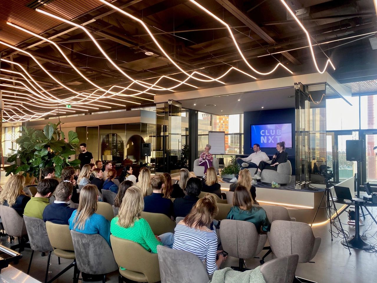 Eindhoven  Vergaderzalen Podium image 3