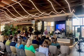 Eindhoven Meetingraum Podium image 3