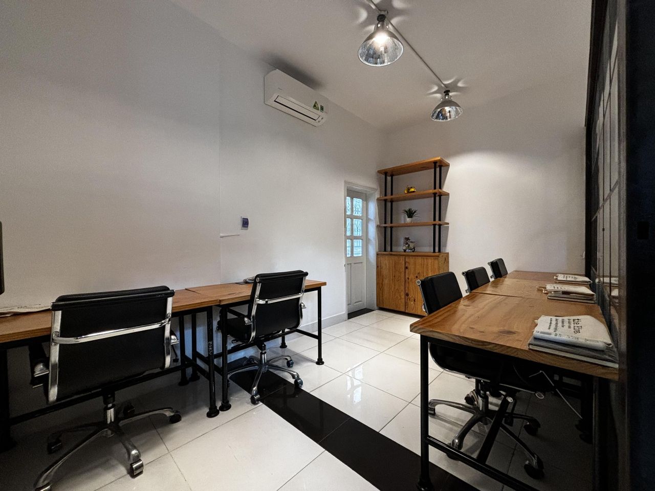 Ho Chi Minh City  Coworking spaces The Hive Villa image 1