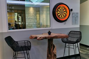 Bordeaux Coworking spaces Meeting Room - 13 to 18 pers image 5