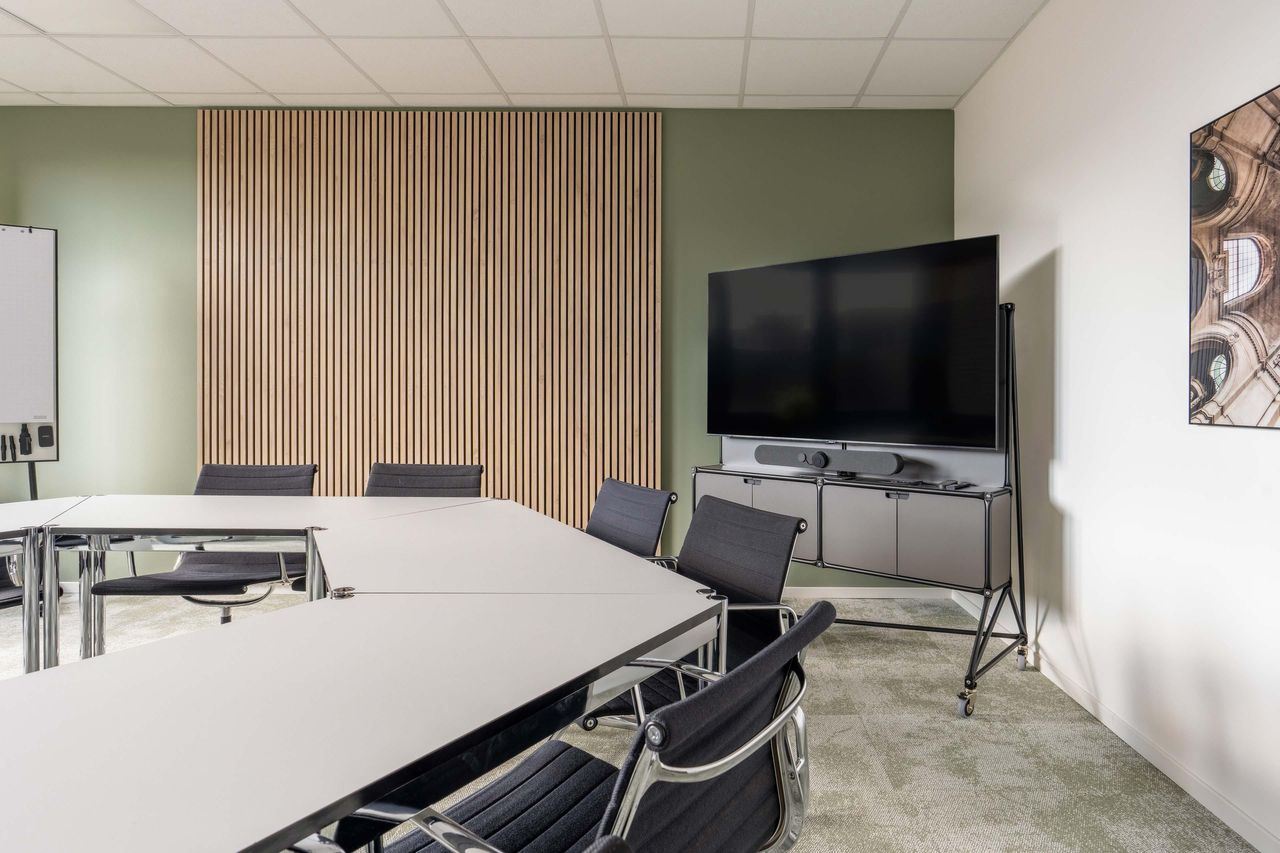 Hanover  Workspace Meeting 1 image 3