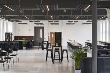 Düsseldorf Kreatives Meeting Eventlocation Showdown Lounge image 12