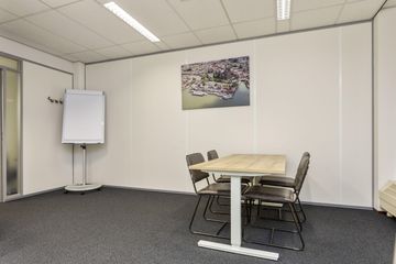 Dordrecht  Meeting rooms Blauwe flexwerk kantoor image 1