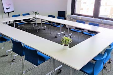 Frankfurt am Main Kundengespräch Schulungsräume Multifunktionsraum für Seminare, Workshops, Schulungen und Meetings image 4