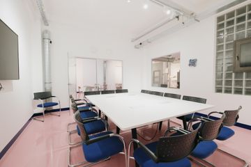Budapest  Coworking spaces D | midi meeting | -1 floor image 0