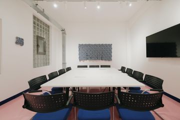 Budapest  Coworking spaces D | midi meeting | -1 floor image 1