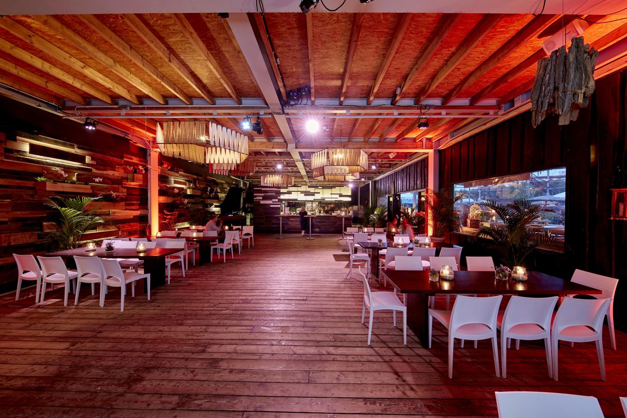 Berlin Offsite Meeting Veranstaltungsraum MARE Lounge image 6