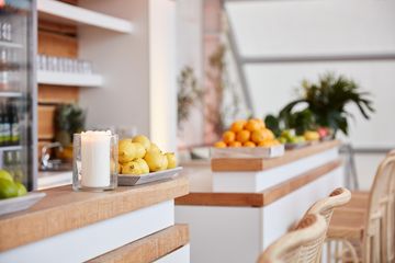 Berlin Offsite Meeting Veranstaltungsraum MARE Lounge image 2