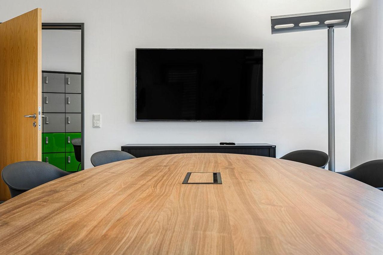 Frankfurt  Business center Meetingraum Reed image 0