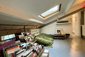 Parijs  Fotostudio Cabine téléphonique & réunion - FRIDA - 