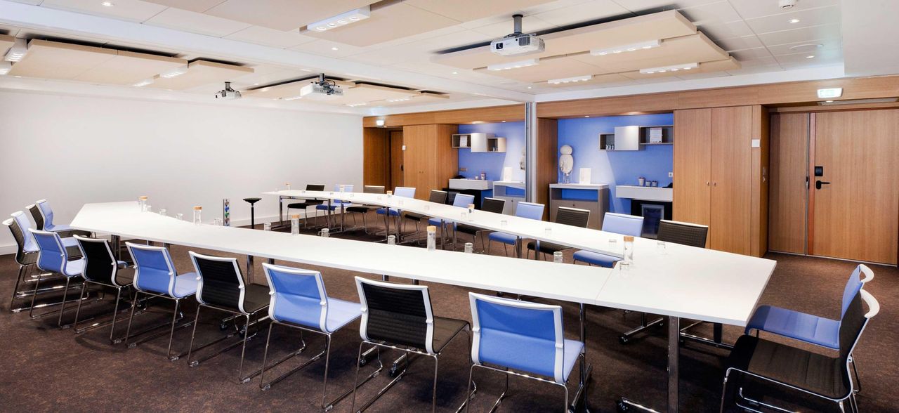 Rueil-Malmaison  Meeting room Derain image 4