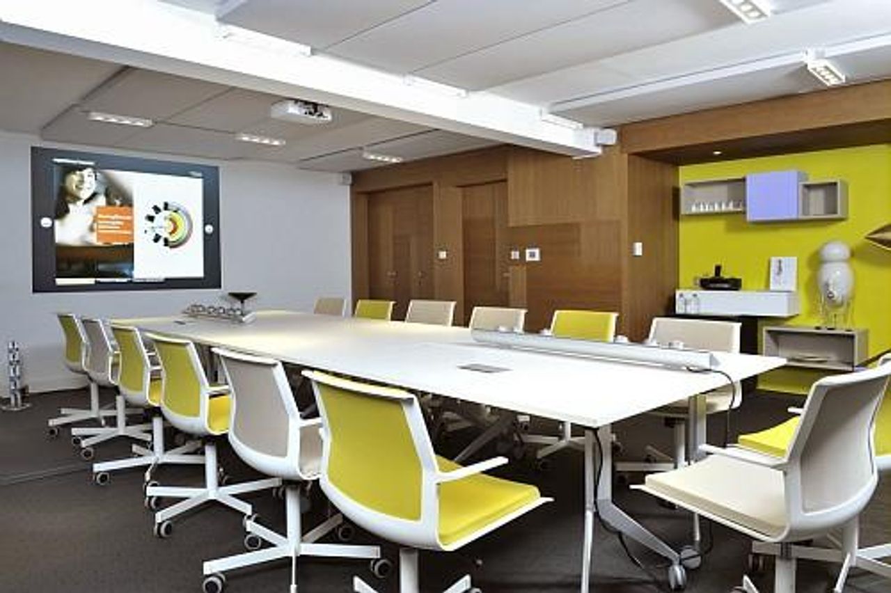 Rueil-Malmaison  Meeting room Derain image 2