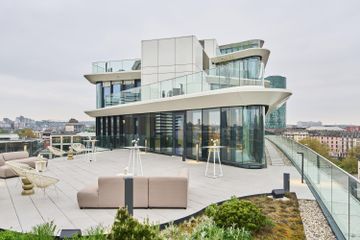 Frankfurt Kreatives Meeting Corporate event space Sky Lounge image 2