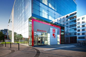 Zürich  Seminar rooms Seminarraum S2/S3 image 2