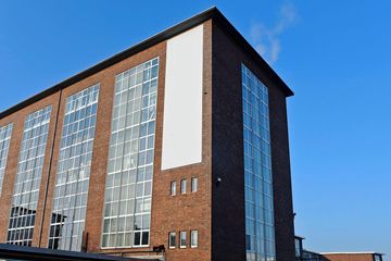 Düsseldorf training rooms Industrial space Modernes Loft für kreatives Arbeiten image 11