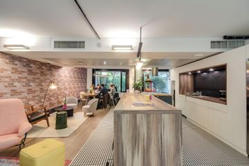 Paris workshop spaces Unusual venue Event room image 1