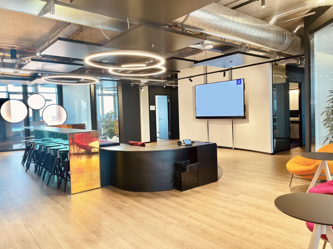 München  Vergaderzalen The Whole Office image 3