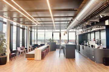 München  Vergaderzalen The Whole Office image 3