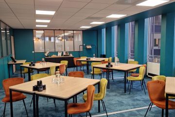 Puteaux Schulungsräume Salle de réunion - La Défense image 3