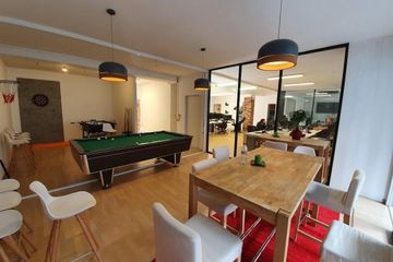 Rest of the World Kreatives Meeting  Salle de réunion décontractée / billard / baby-foot image 1