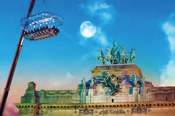 Hamburg corporate event spaces Unusual venue Dinner in the sky image 9