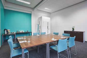 Berlin training rooms Meeting room Neptun Berlin-Gartenfeld image 4