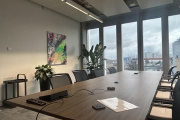 Berlin  Meeting room Meetingraum Treptow image 2